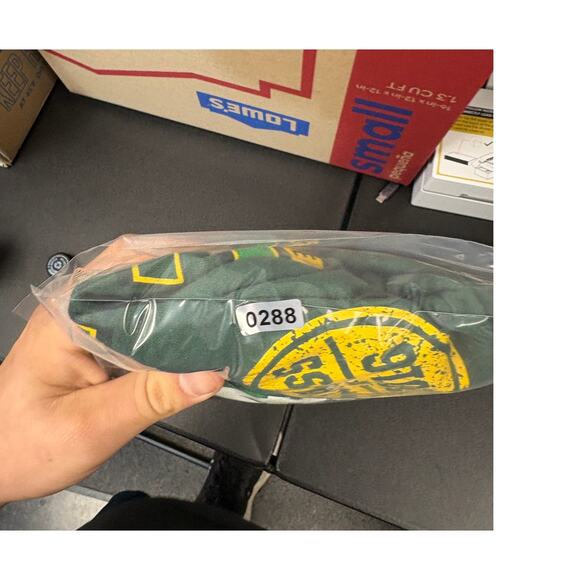 Brett Favre Green Bay Packers Hall Of Fame Graphic Shirt Mens M Green NFL Tee - Picture 9 of 10